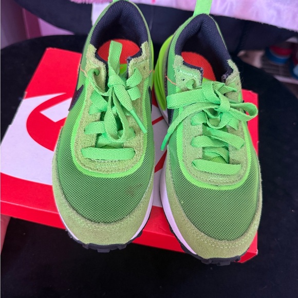 Toddler Nike waffle one size 12c - Picture 3 of 4